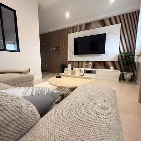 Elegance, Design, Calme, Clim Et Parking アパート *